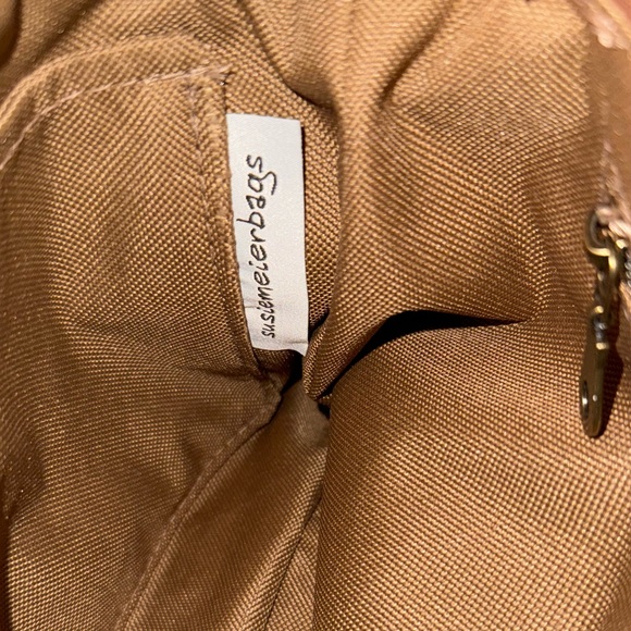 Cork Crossbody Bag by Susie Meier - Picture 5 of 7